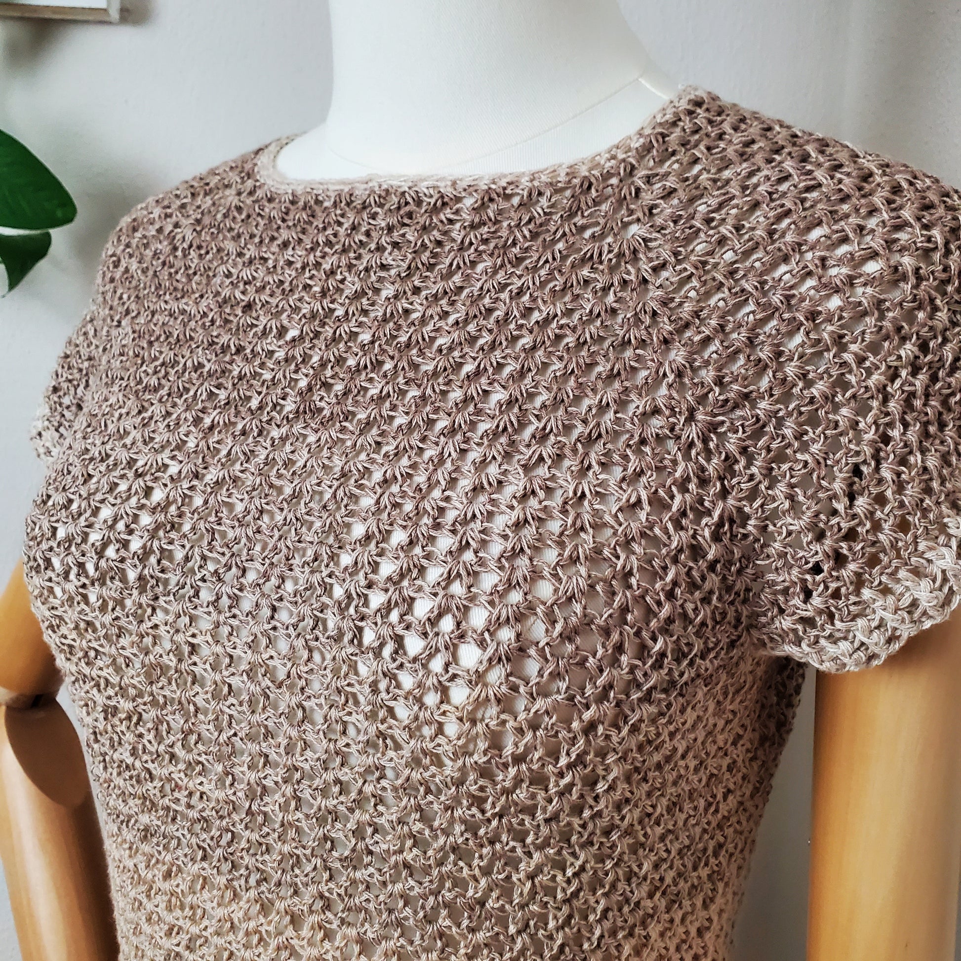 Gehäkeltes Shirt 'Schimmerzart'