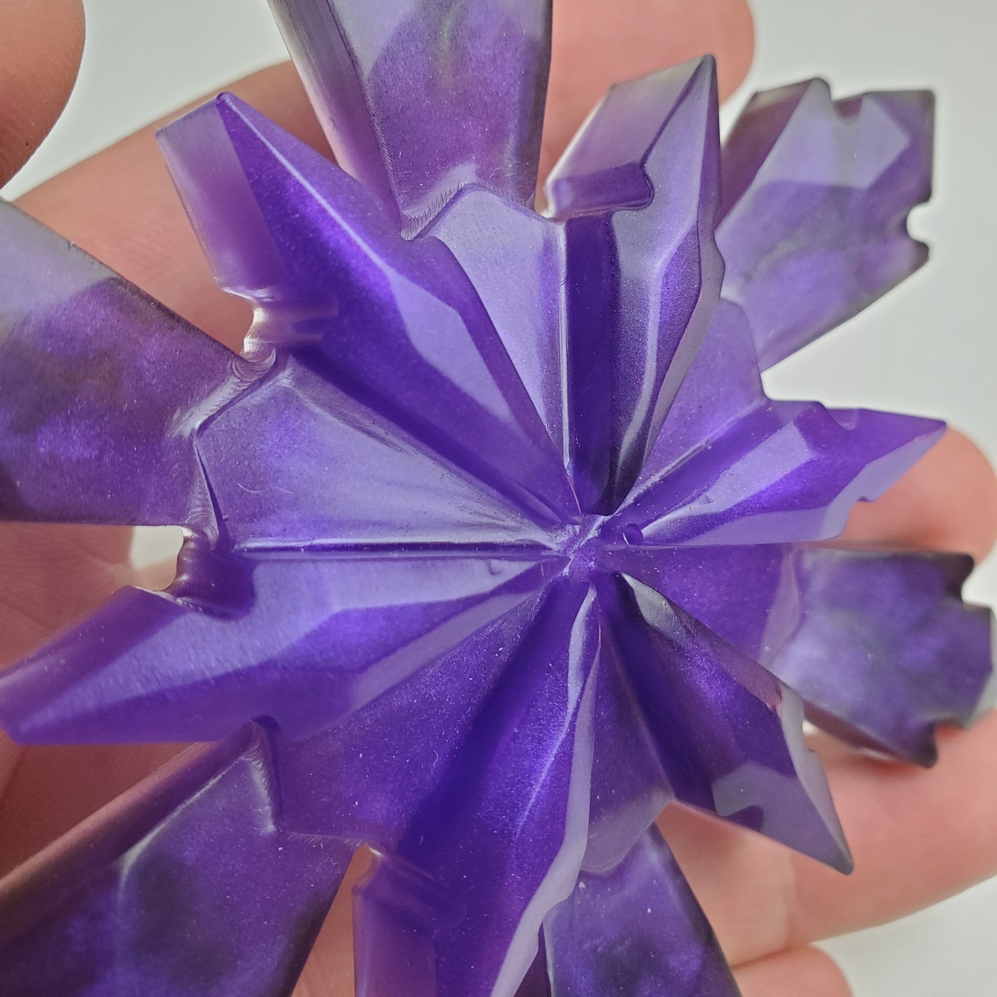 Schneeflocke aus Epoxidharz Bware