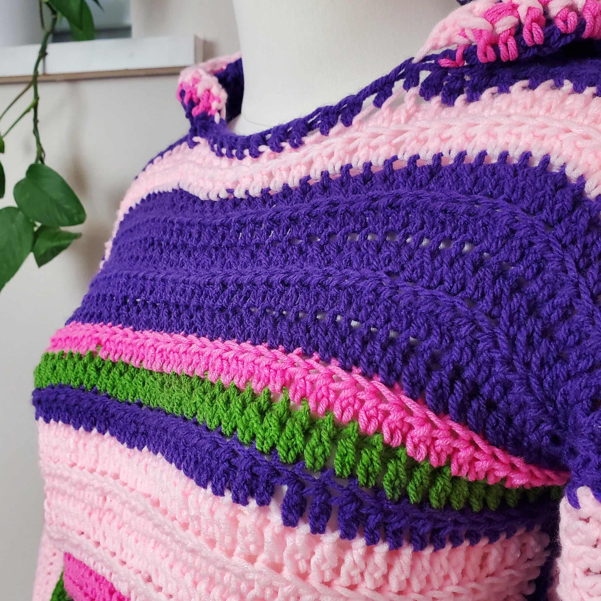 Gehäkelter Pullover