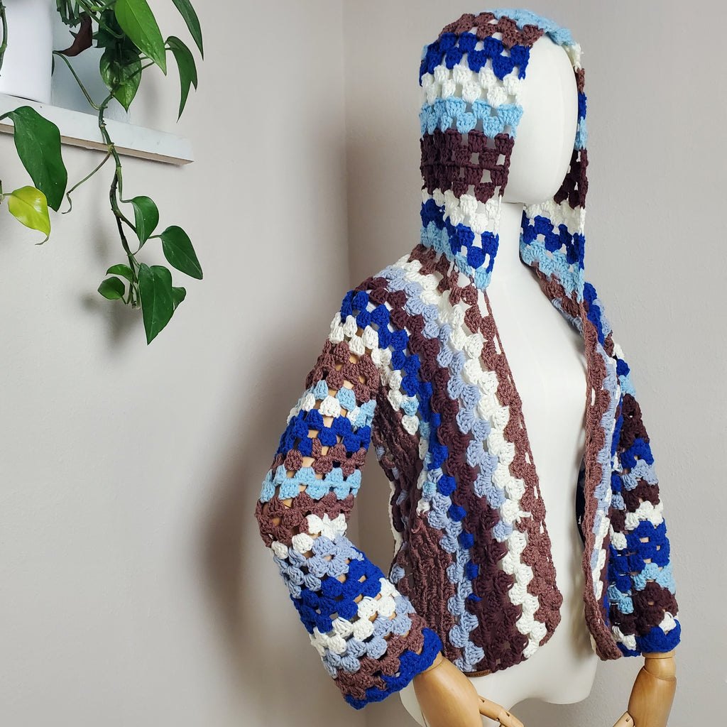 Individuelle Anfertigung - Gehäkelter Cardigan 'Sonnentau'