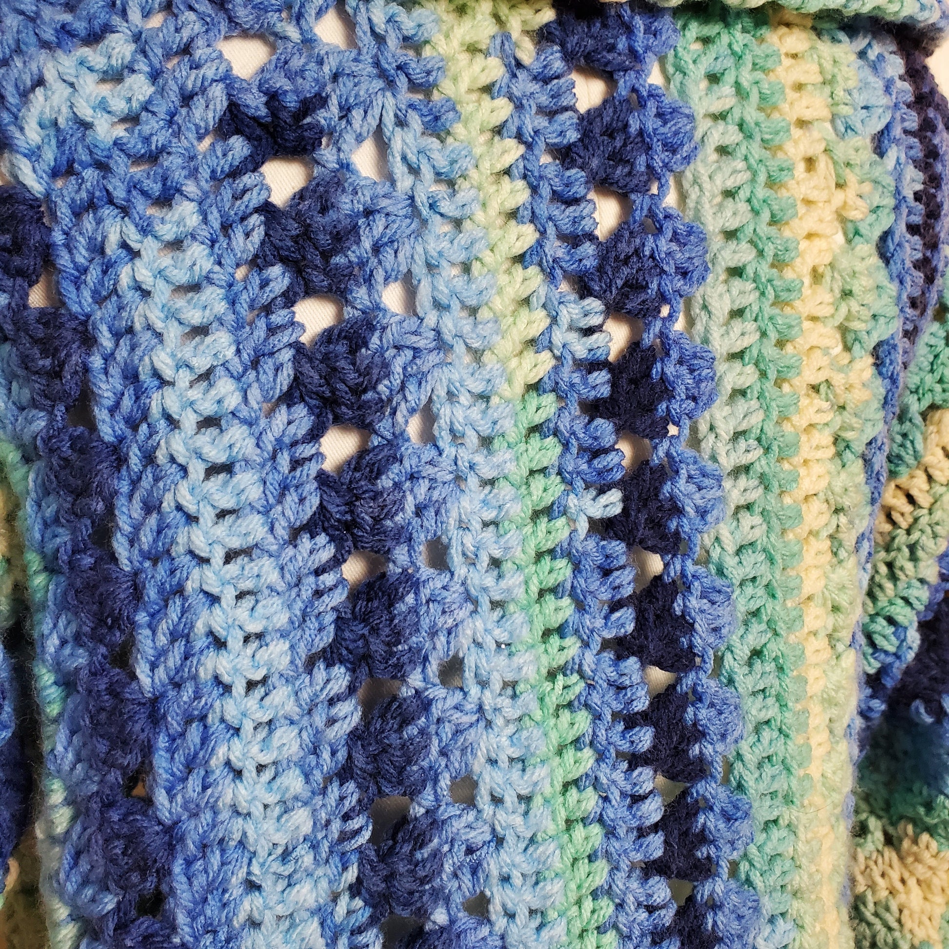 Gehäkelter Cardigan 'Traumfänger'
