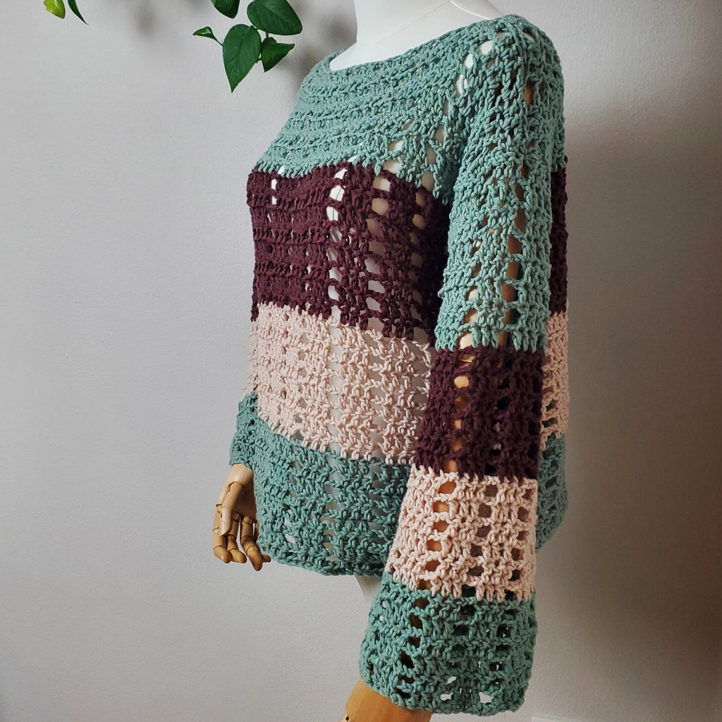 Individuelle Anfertigung - Gehäkelter Pullover 'Wolkenleicht'