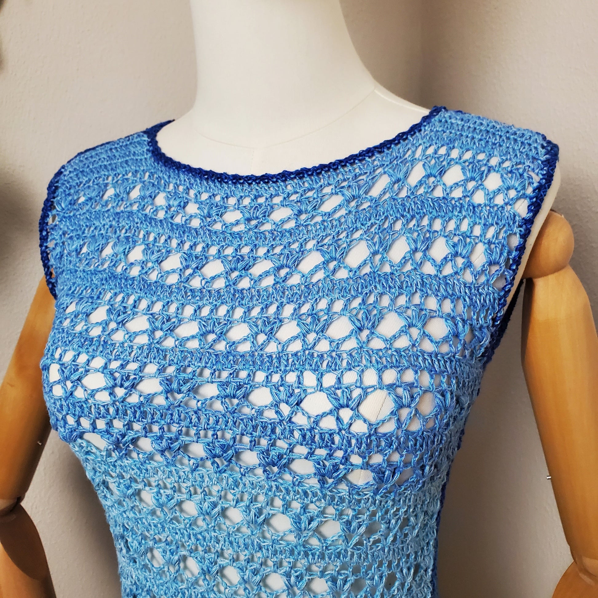 Individuelle Anfertigung – Gehäkeltes Top 'Ocean Breeze'