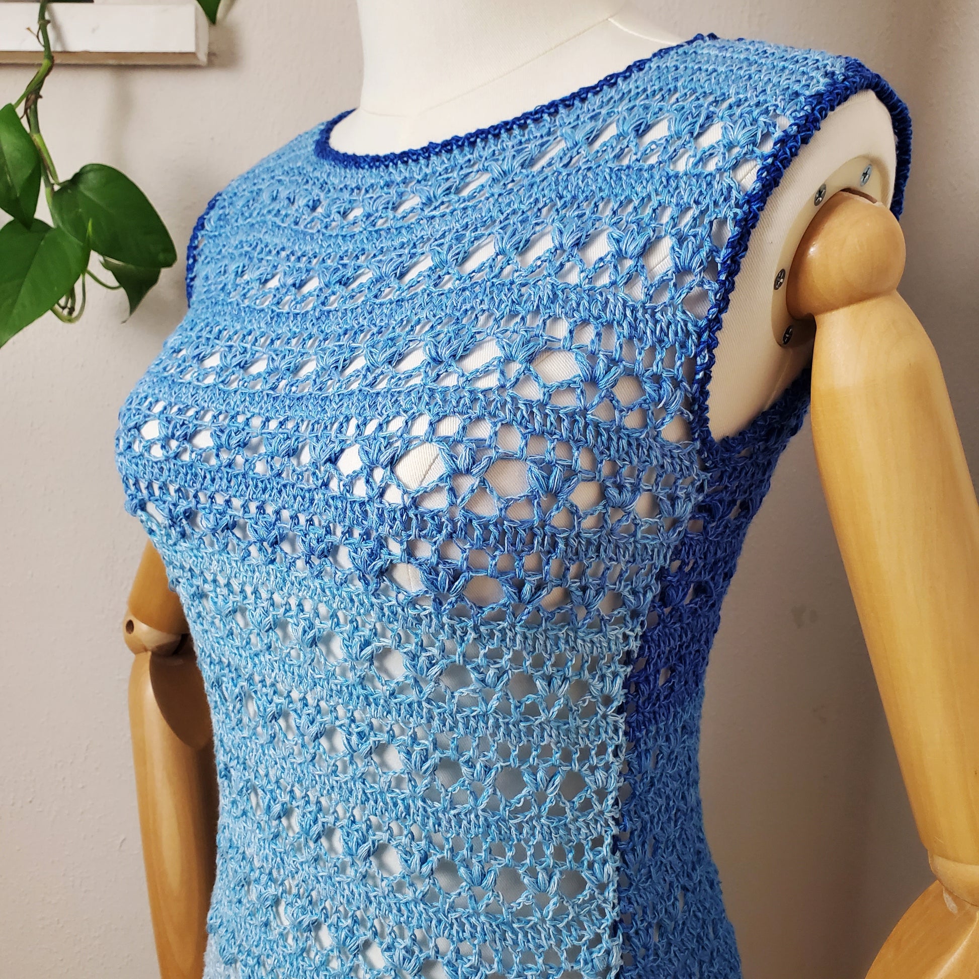 Individuelle Anfertigung – Gehäkeltes Top 'Ocean Breeze'