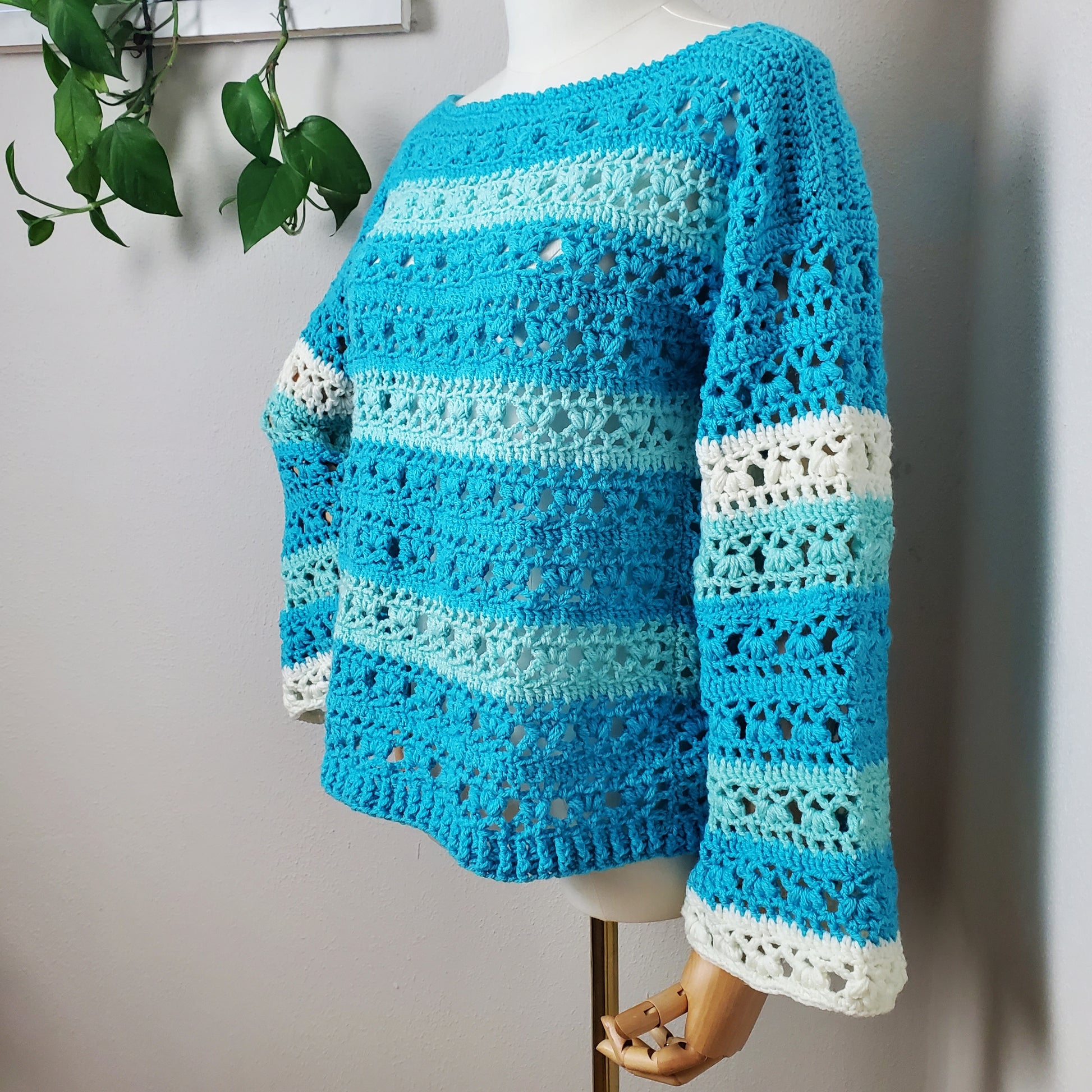 Gehäkelter Pullover 'Ocean Breeze'