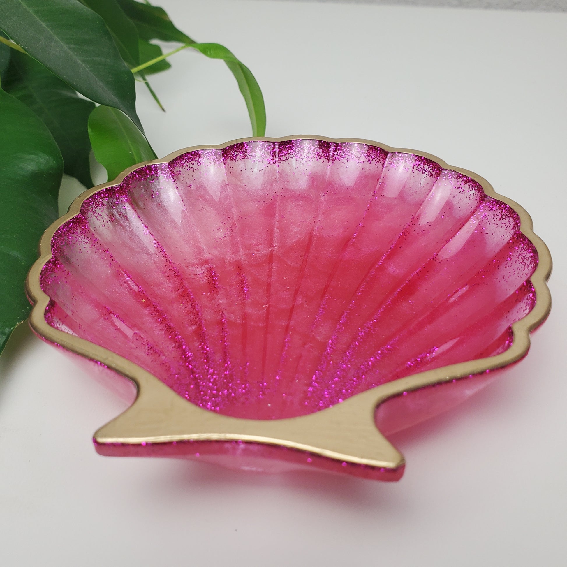 Muschelschale aus Epoxidharz
