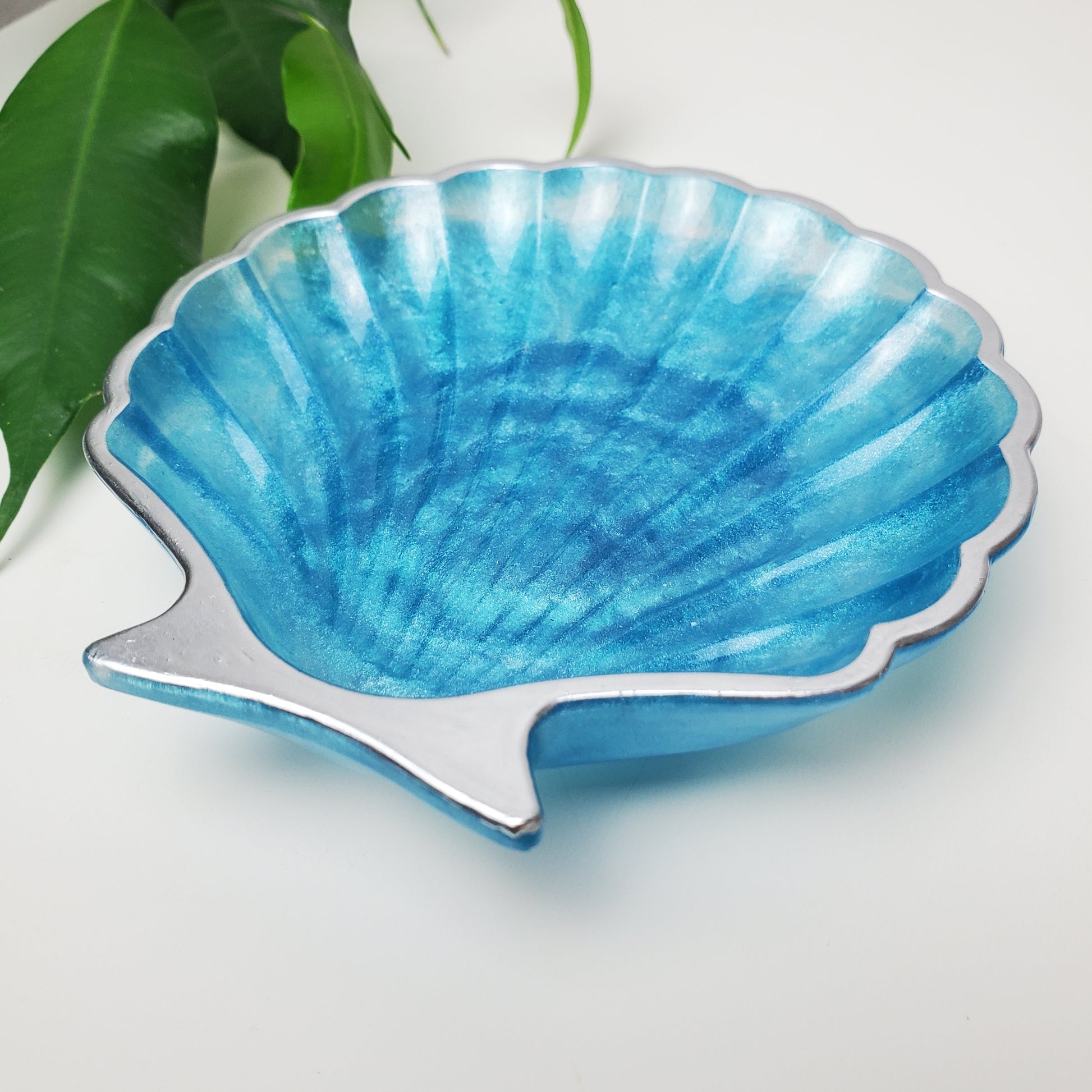 Muschelschale aus Epoxidharz