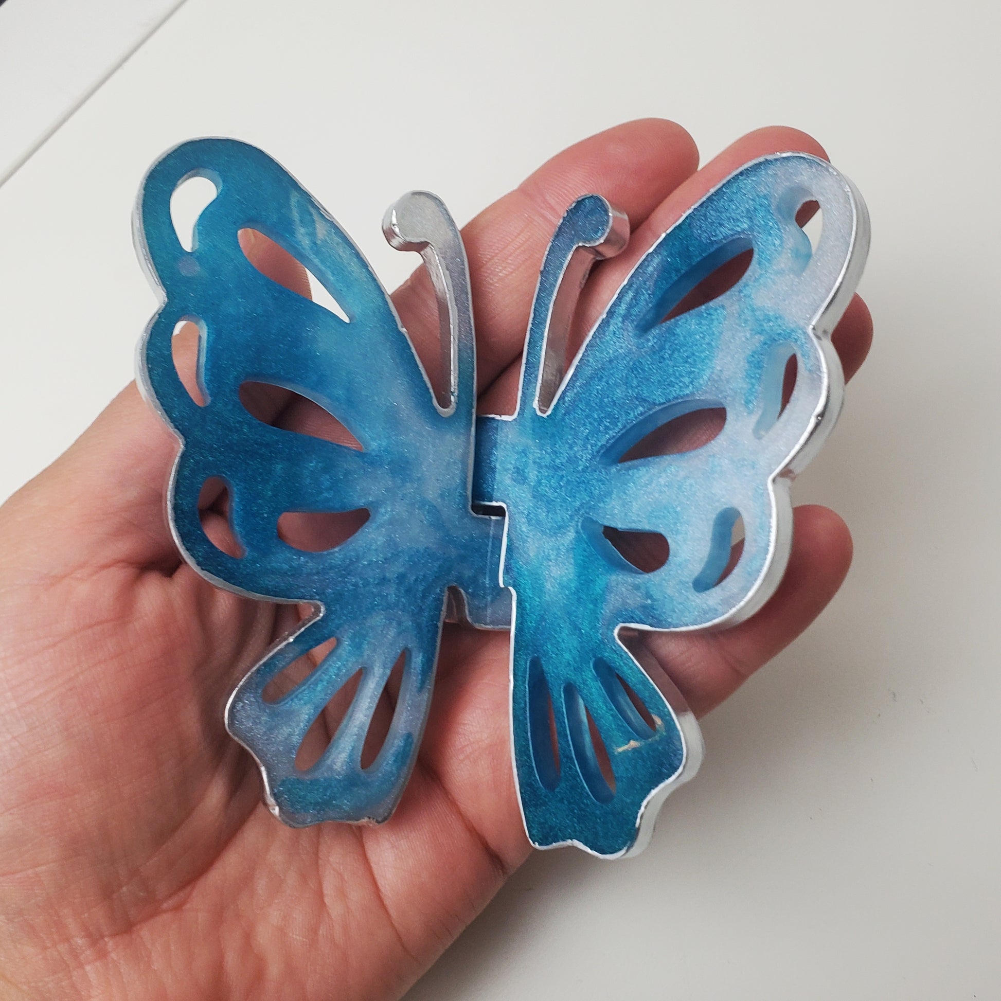 Dekoschmetterling aus Epoxidharz