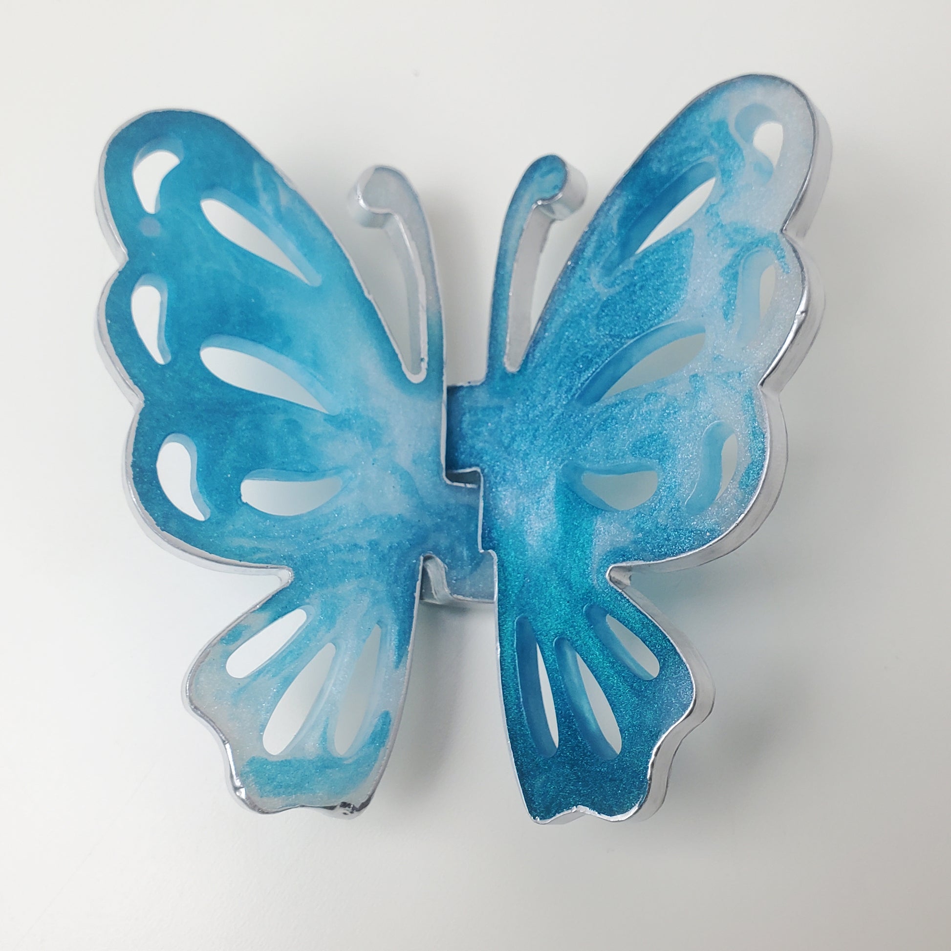 Dekoschmetterling aus Epoxidharz