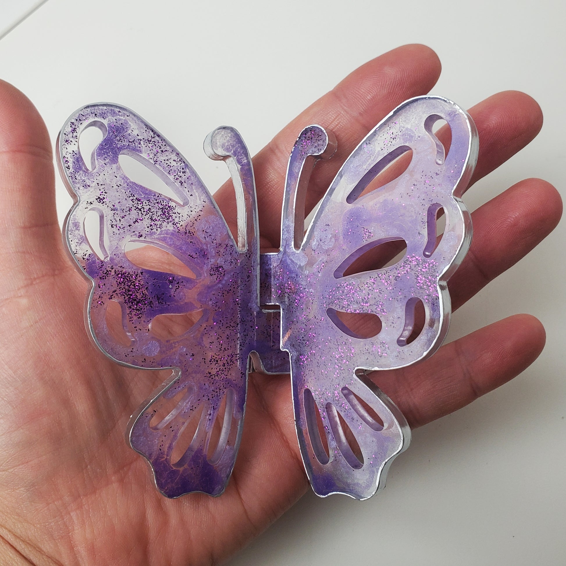 Dekoschmetterling aus Epoxidharz