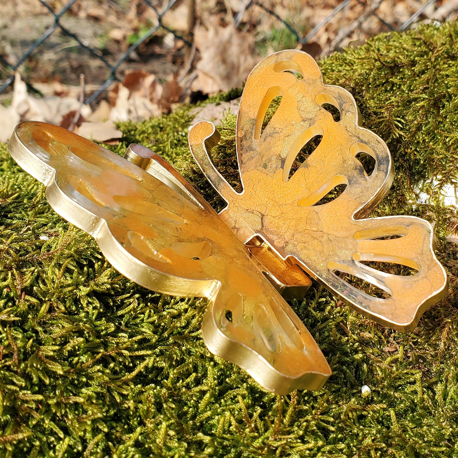 Dekoschmetterling aus Epoxidharz