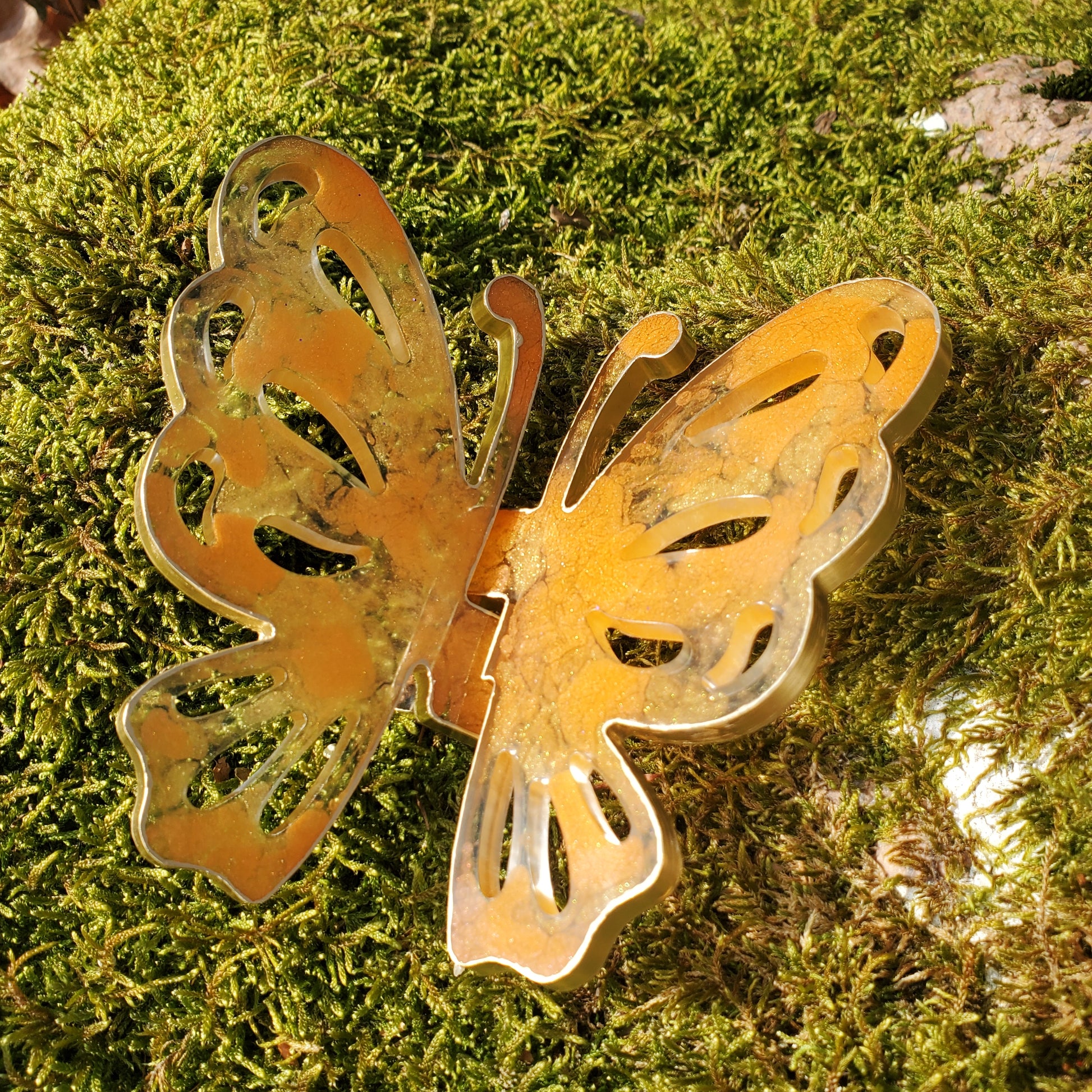 Dekoschmetterling aus Epoxidharz