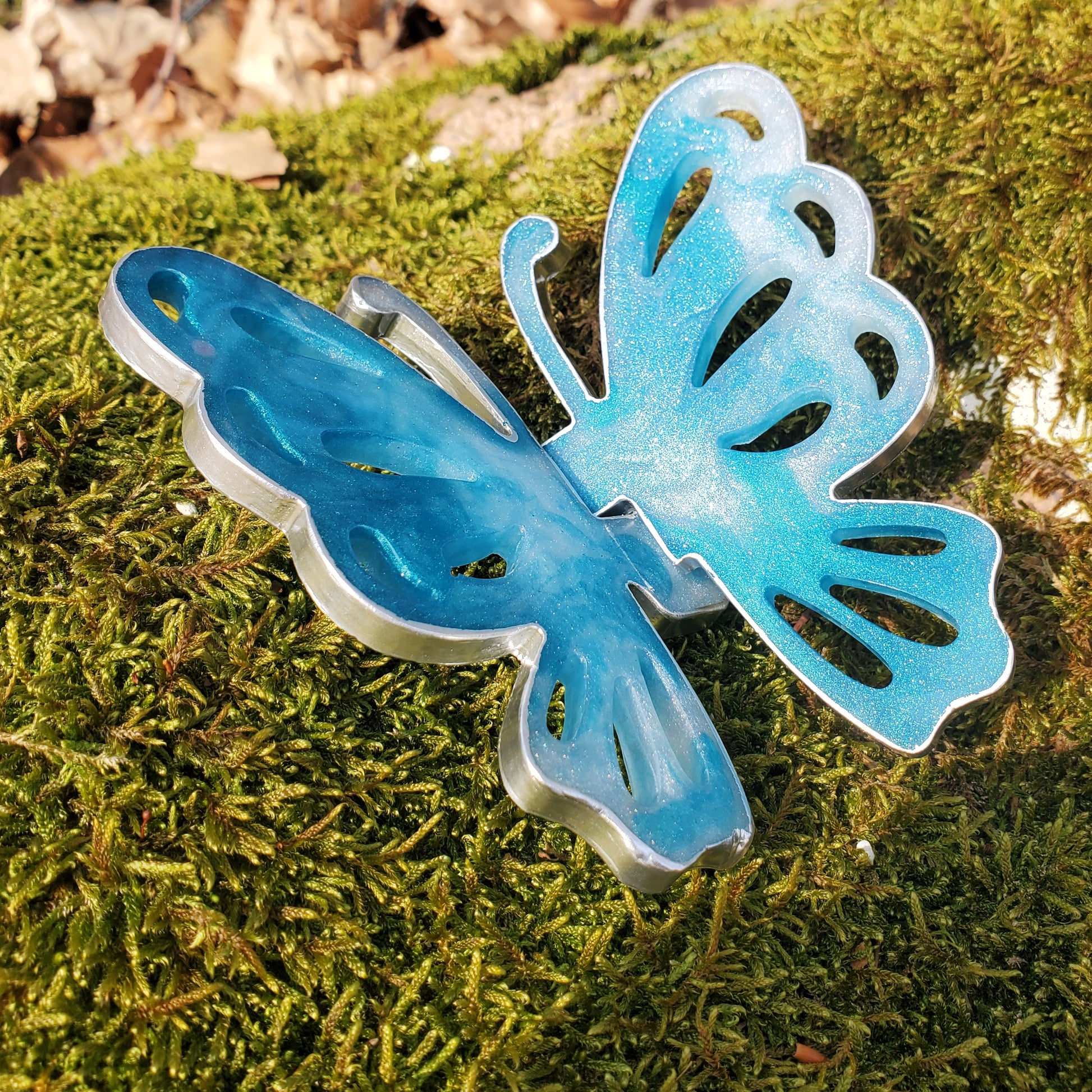 Dekoschmetterling aus Epoxidharz