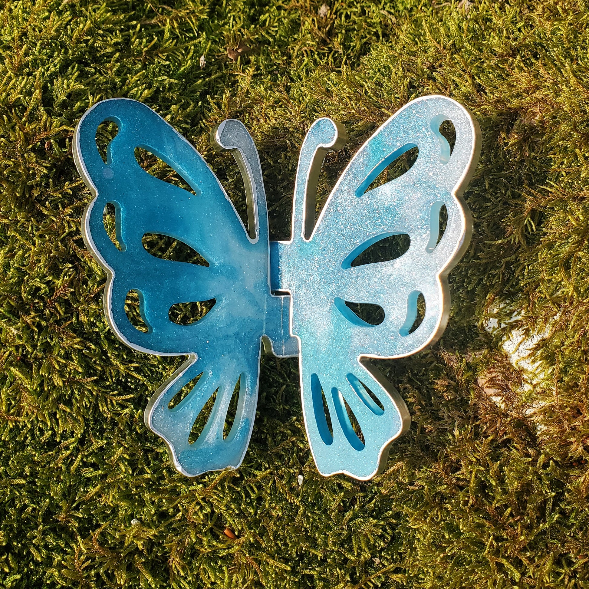 Dekoschmetterling aus Epoxidharz