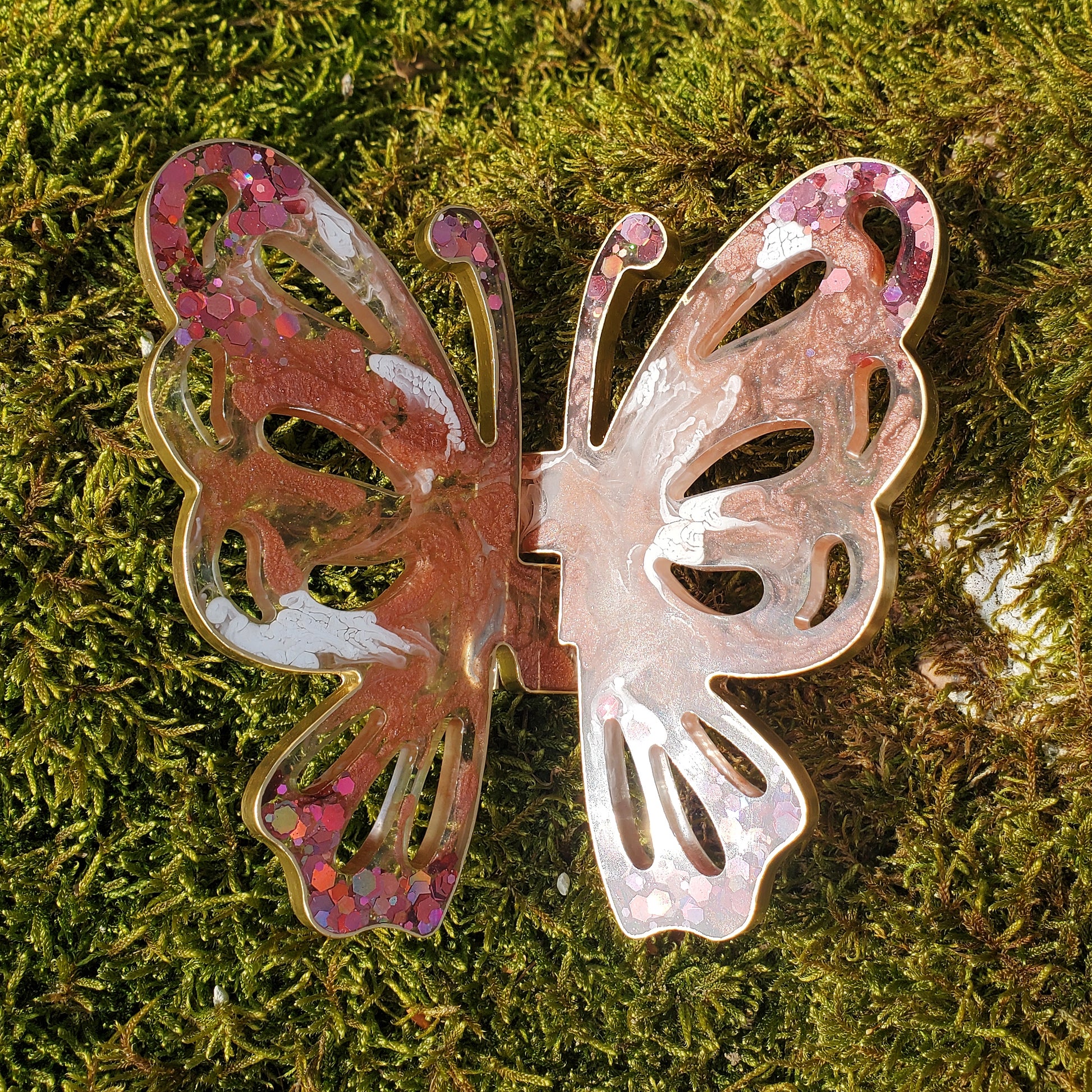 Dekoschmetterling aus Epoxidharz