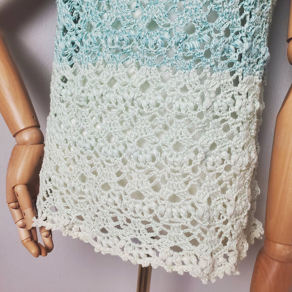 Individuelle Anfertigung - Gehäkelte Tunika 'Boho Blüte'