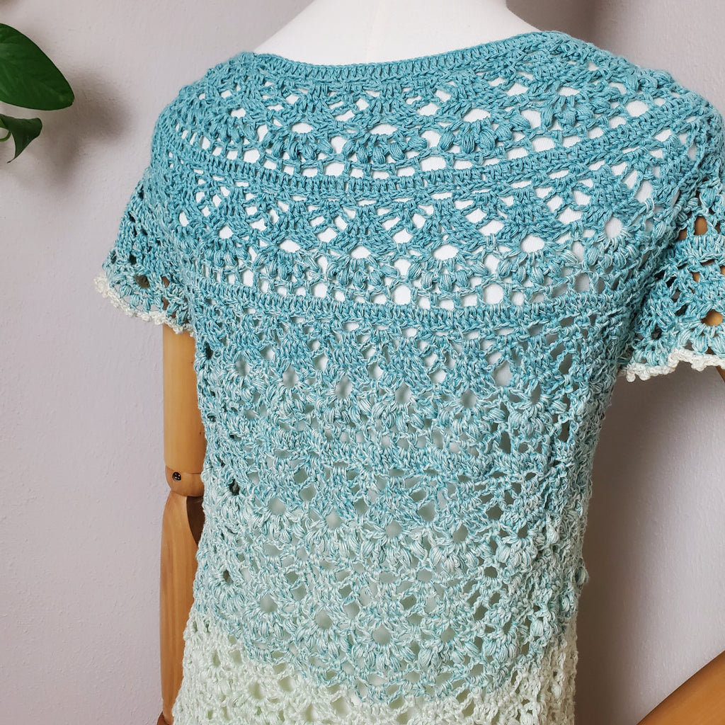 Individuelle Anfertigung - Gehäkelte Tunika 'Boho Blüte'