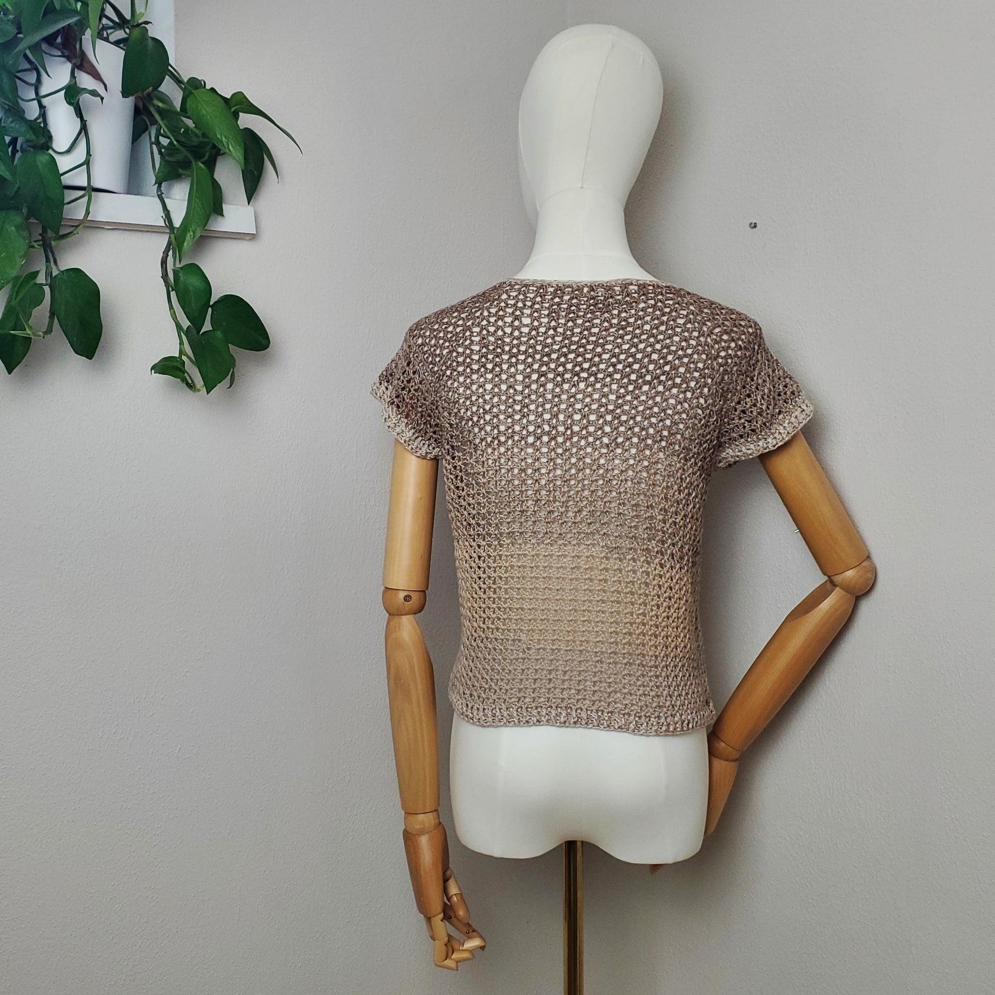 Gehäkeltes Shirt 'Schimmerzart'