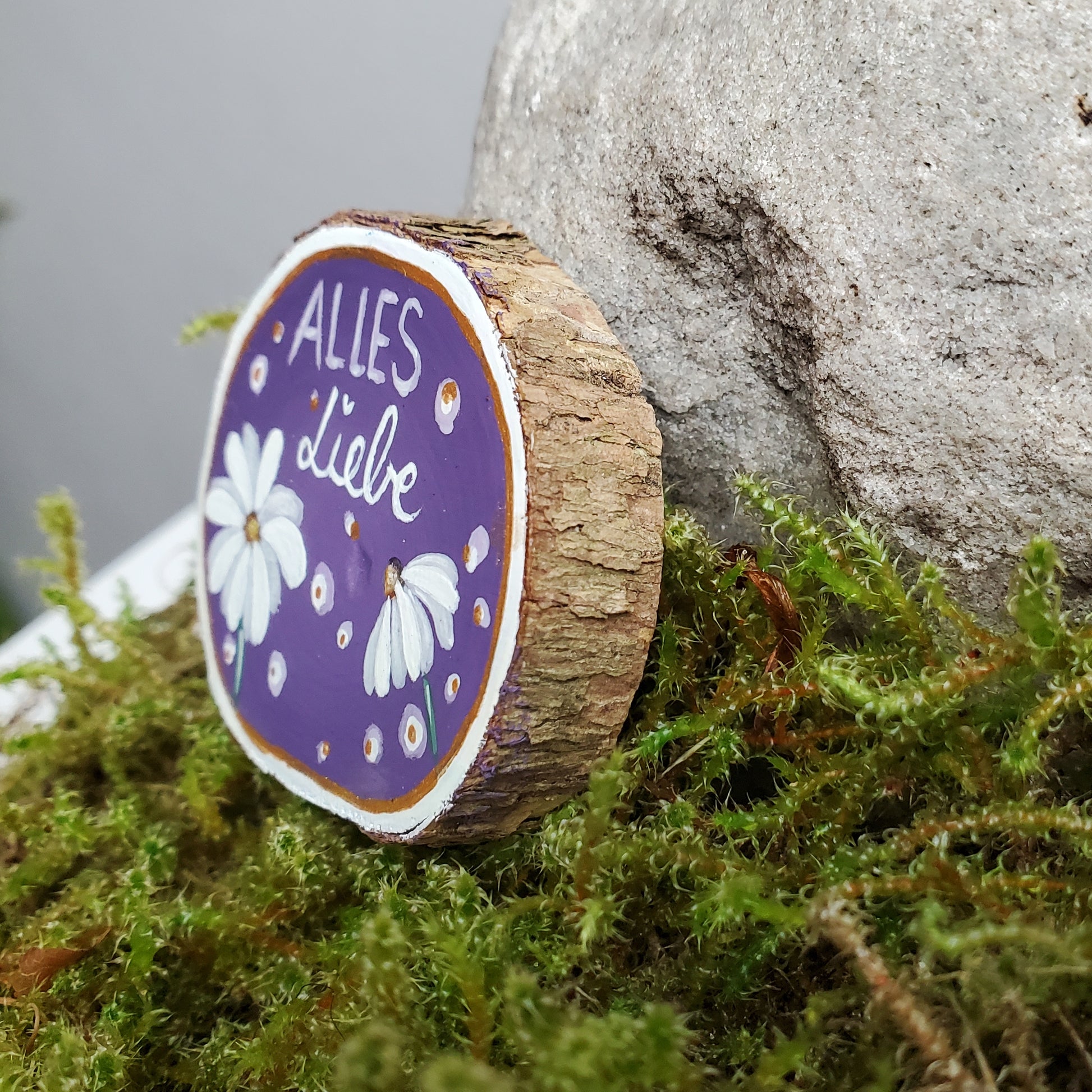 Handbemalte Holzscheibe, Glücksbringer
