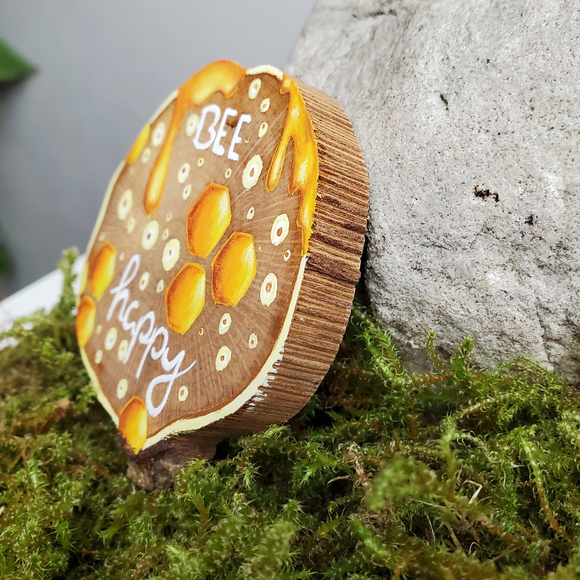 Handbemalte Holzscheibe, Glücksbringer