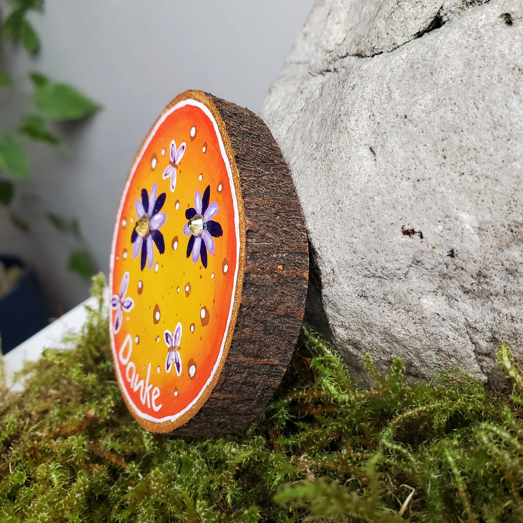 Handbemalte Holzscheibe, Glücksbringer