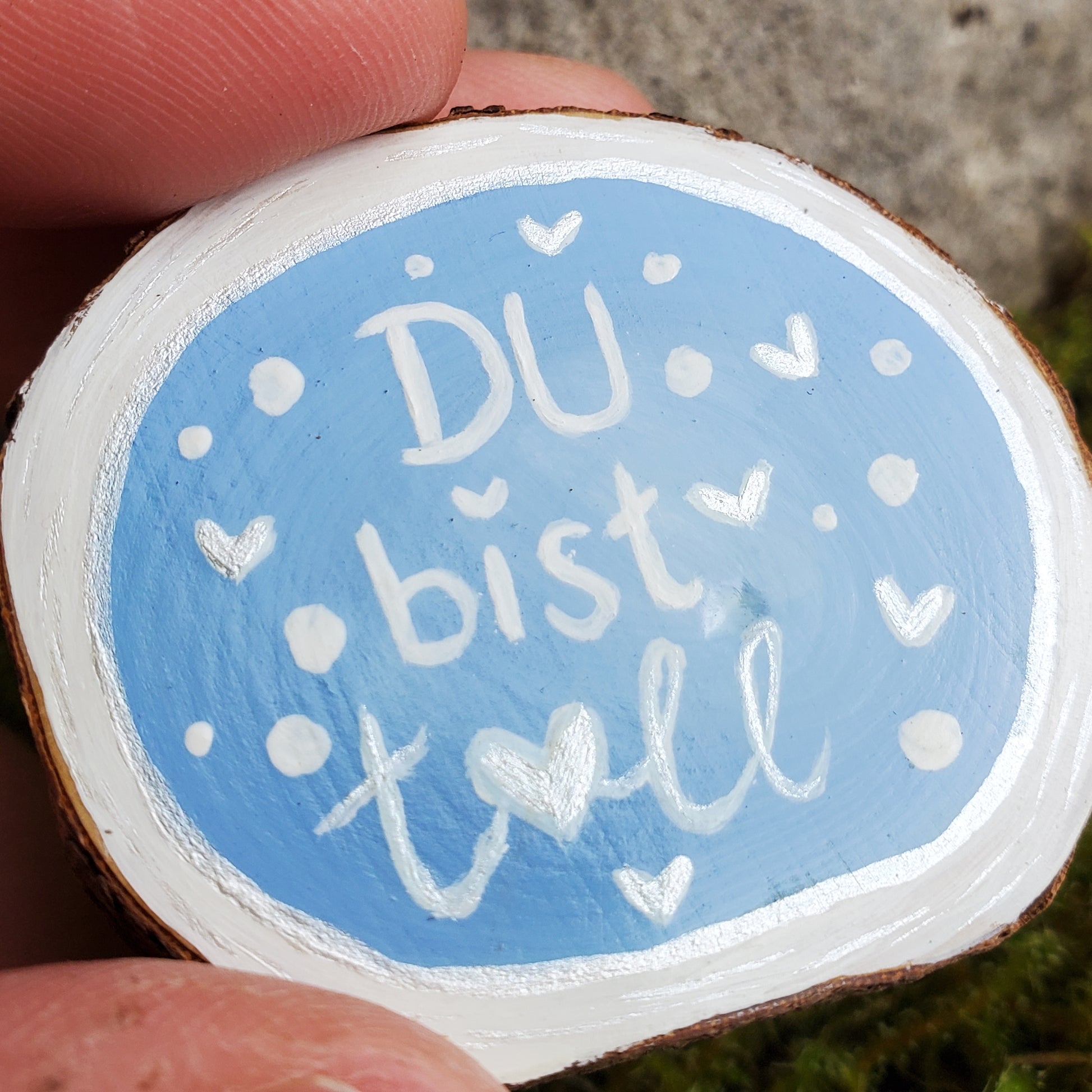 Handbemalte Holzscheibe, Glücksbringer