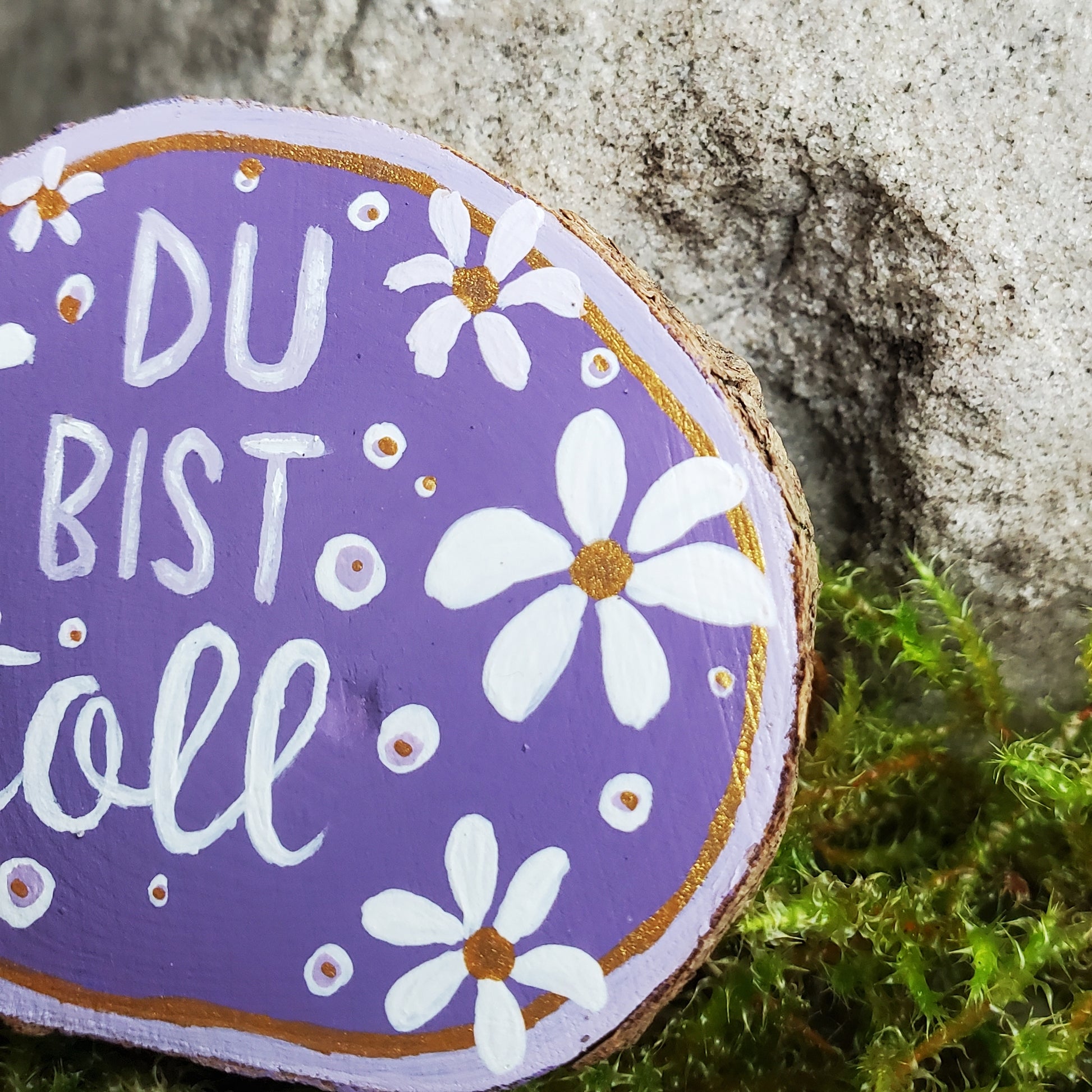 Handbemalte Holzscheibe, Glücksbringer