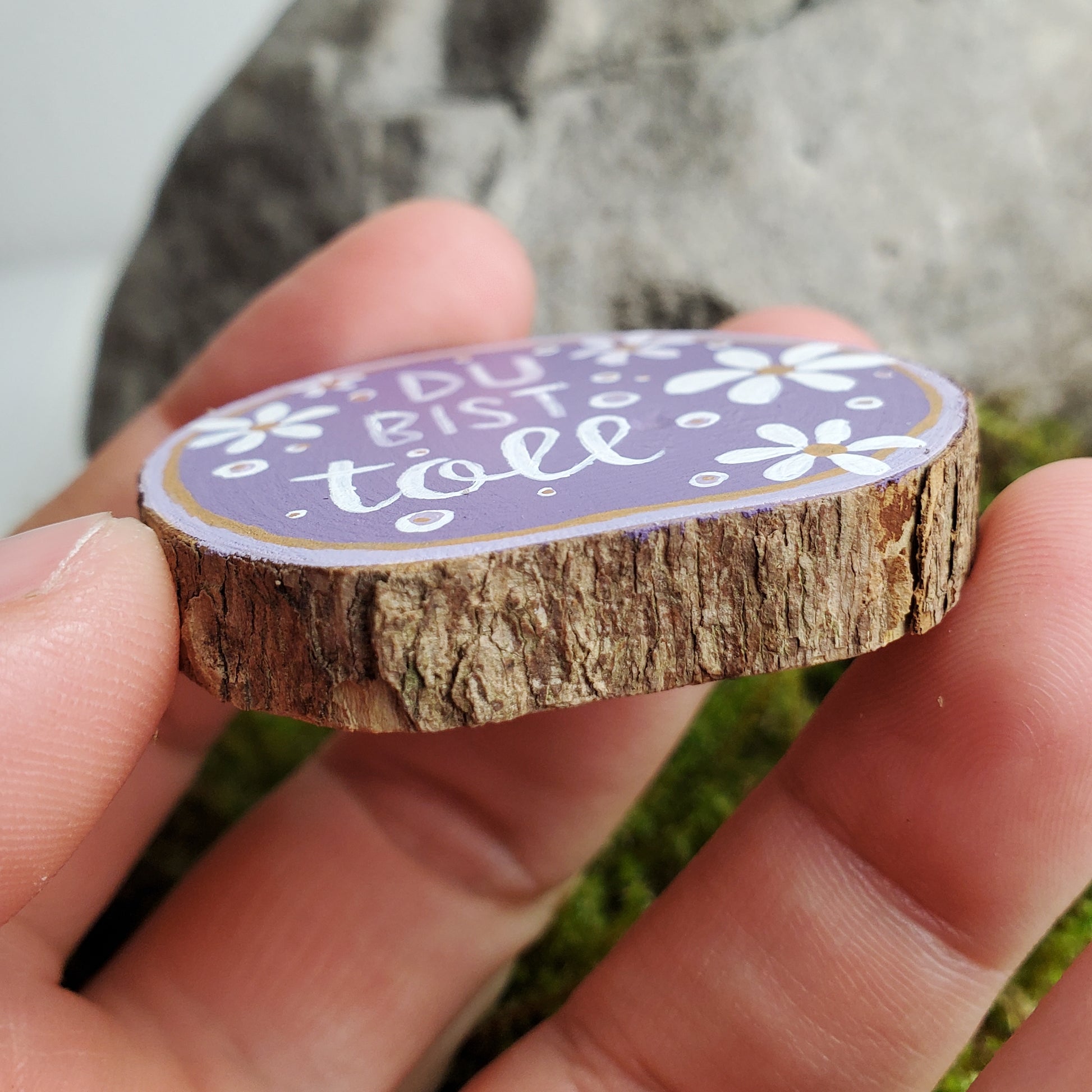 Handbemalte Holzscheibe, Glücksbringer
