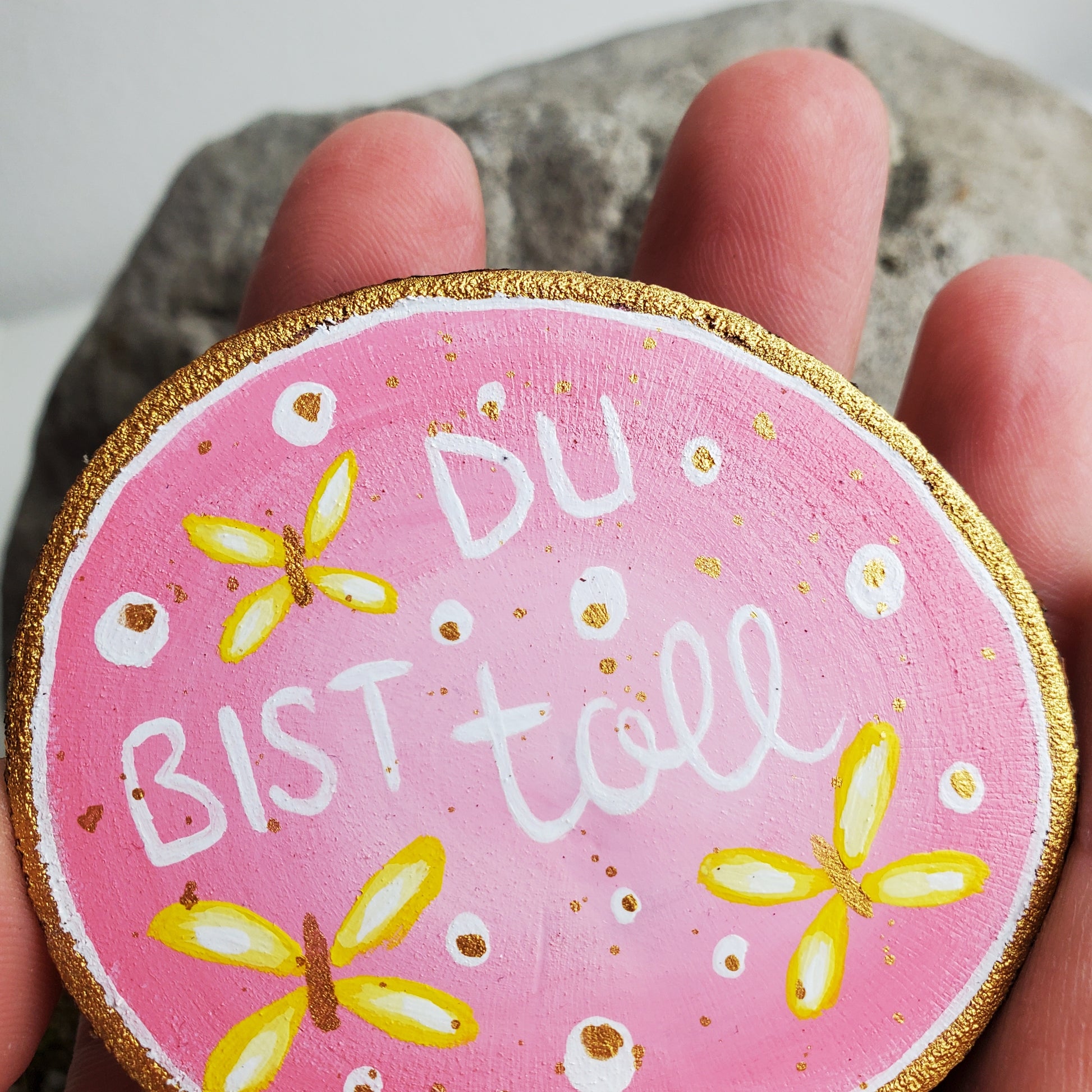 Handbemalte Holzscheibe, Glücksbringer