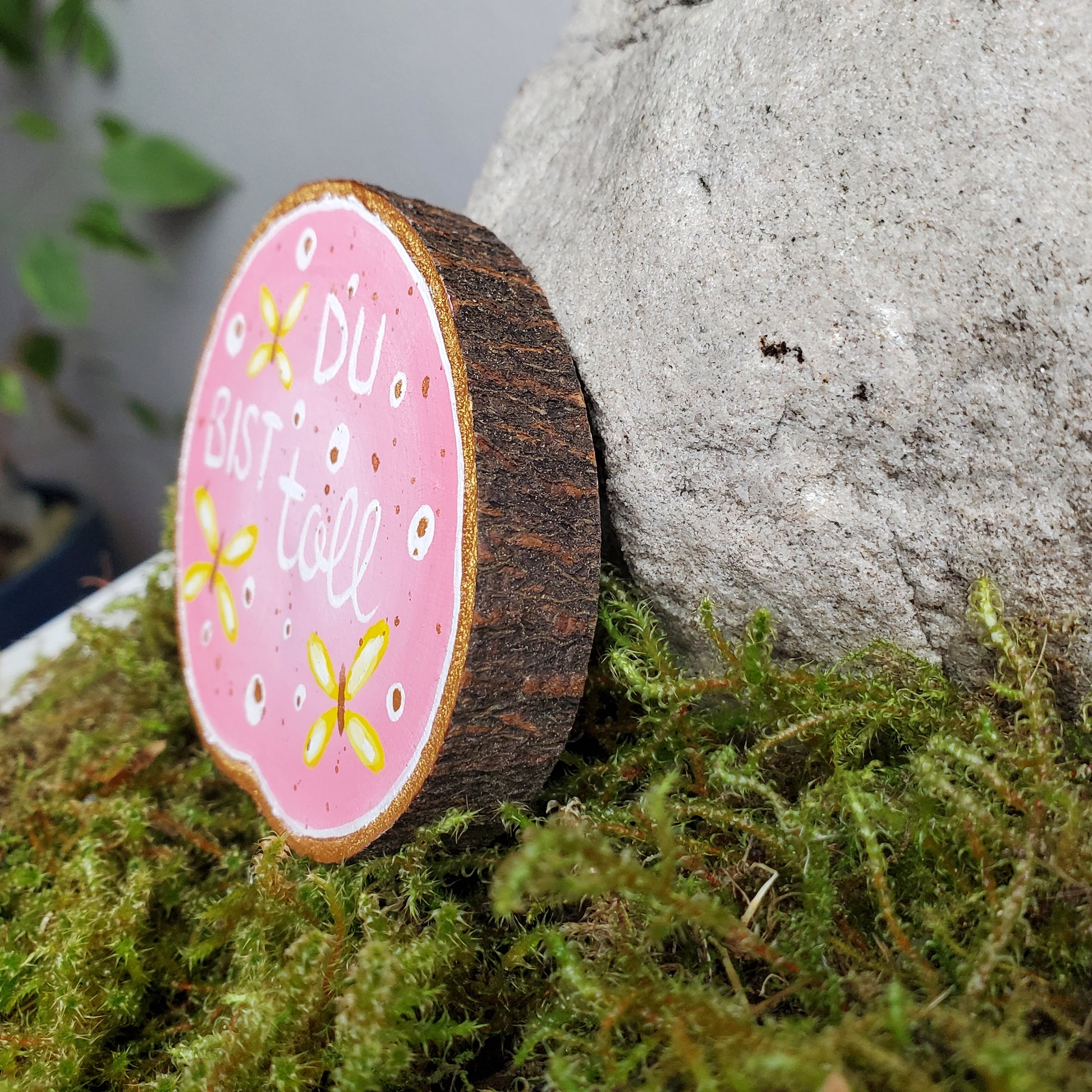Handbemalte Holzscheibe, Glücksbringer