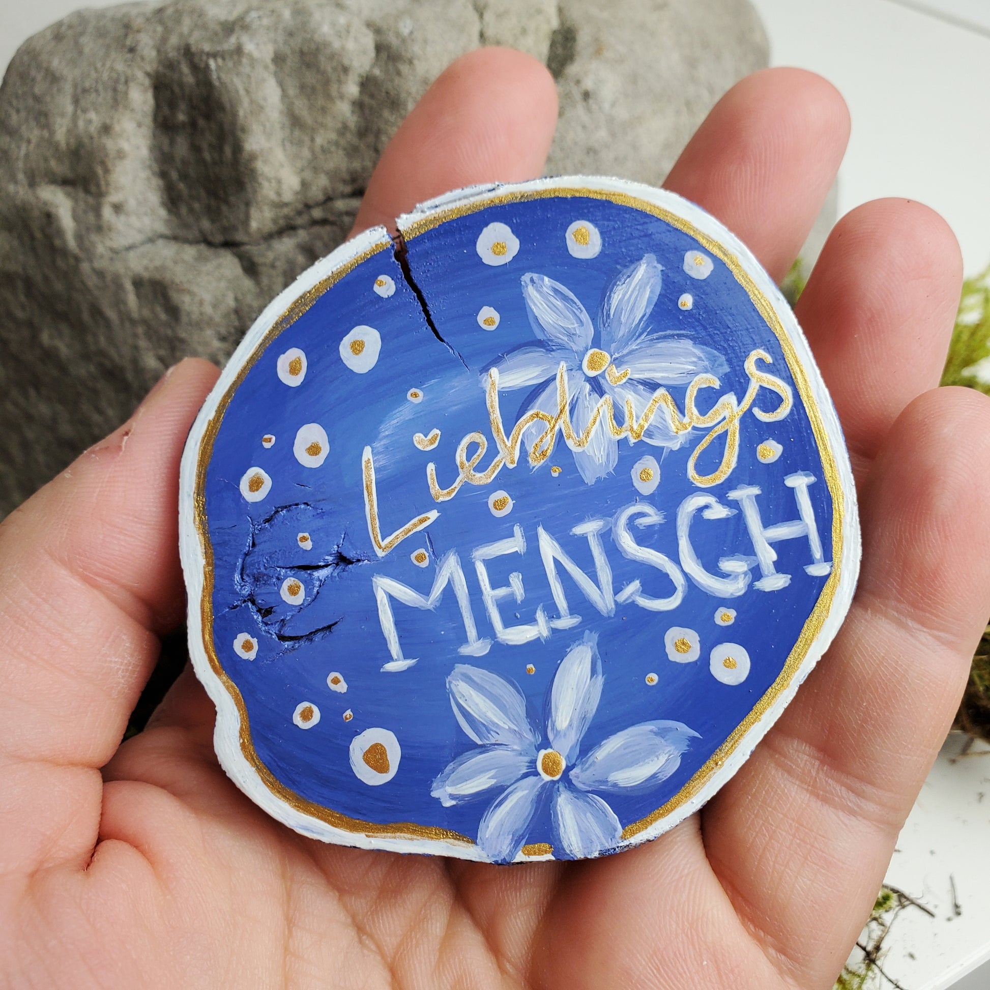 Handbemalte Holzscheibe, Glücksbringer