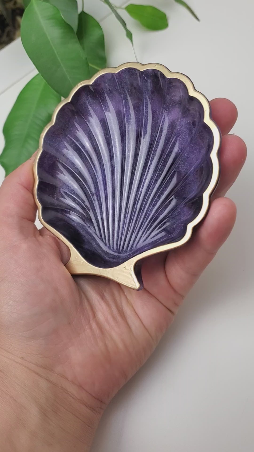 Muschelschale aus Epoxidharz