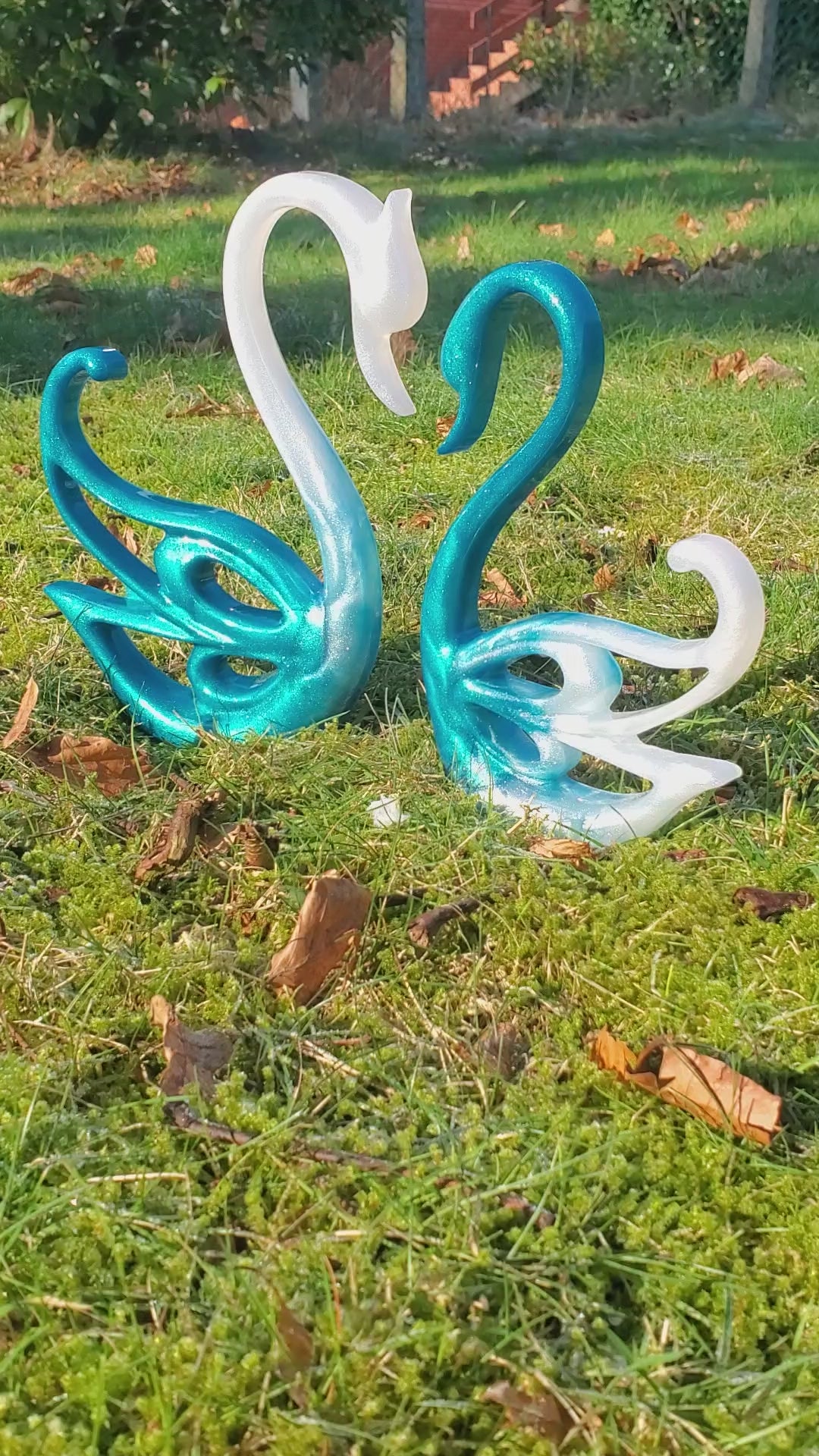 Dekoschwäne aus Epoxidharz